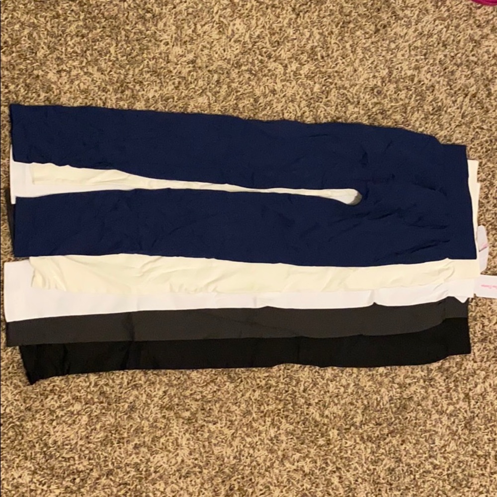 Magic leggings! White